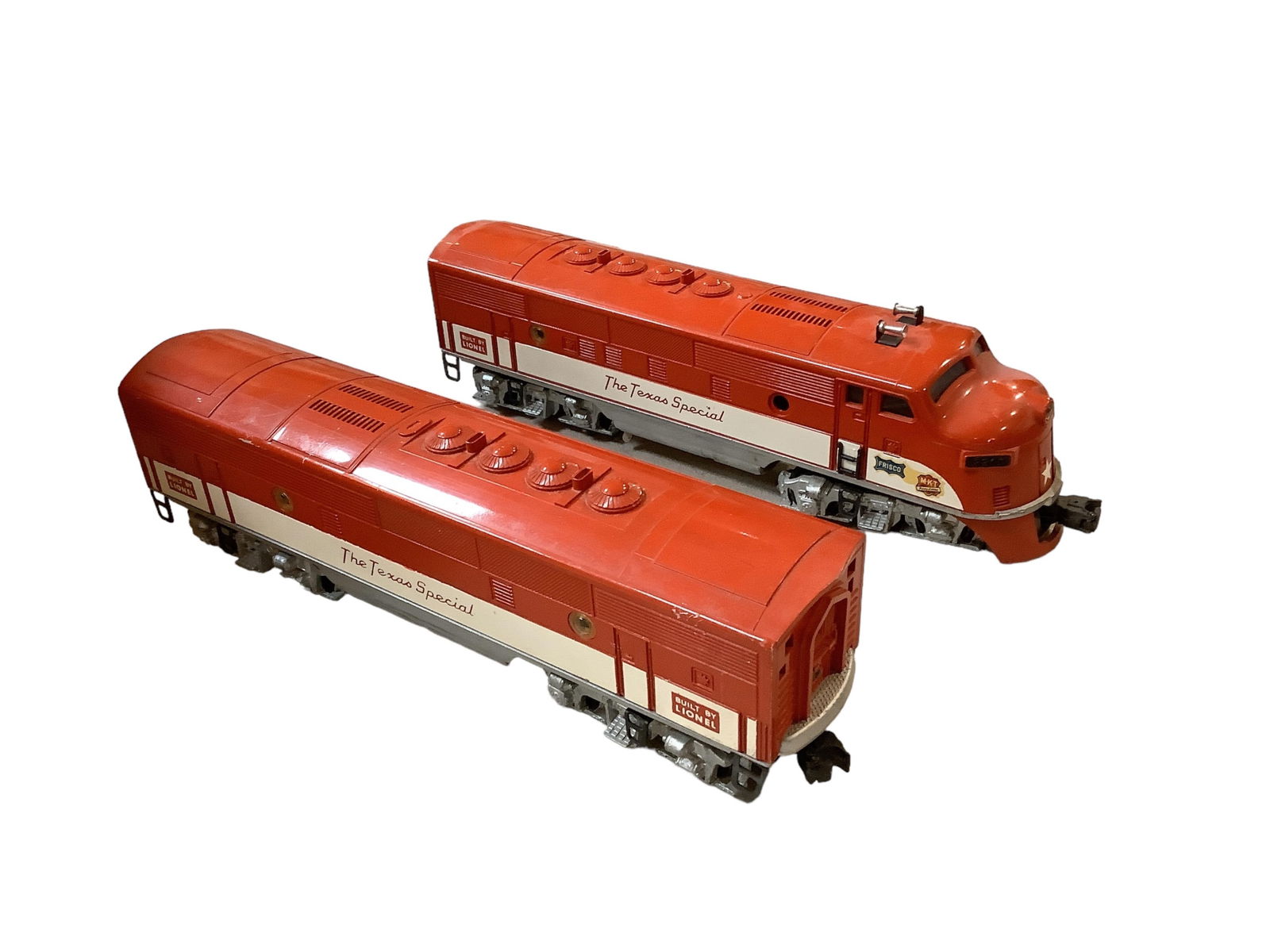 Lionel Post-War "O" Gauge Texas Special A & B Diesel Locomotive (2) piece lot (1 of 7)