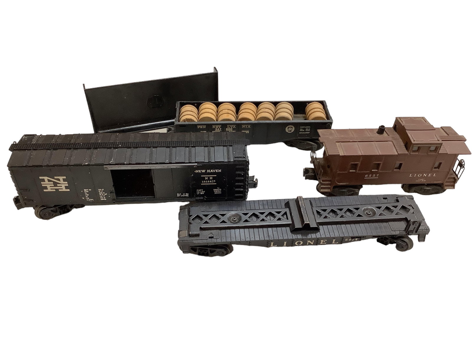 Lionel Postwar "O" Gauge Lot of (5) Items (1 of 1)