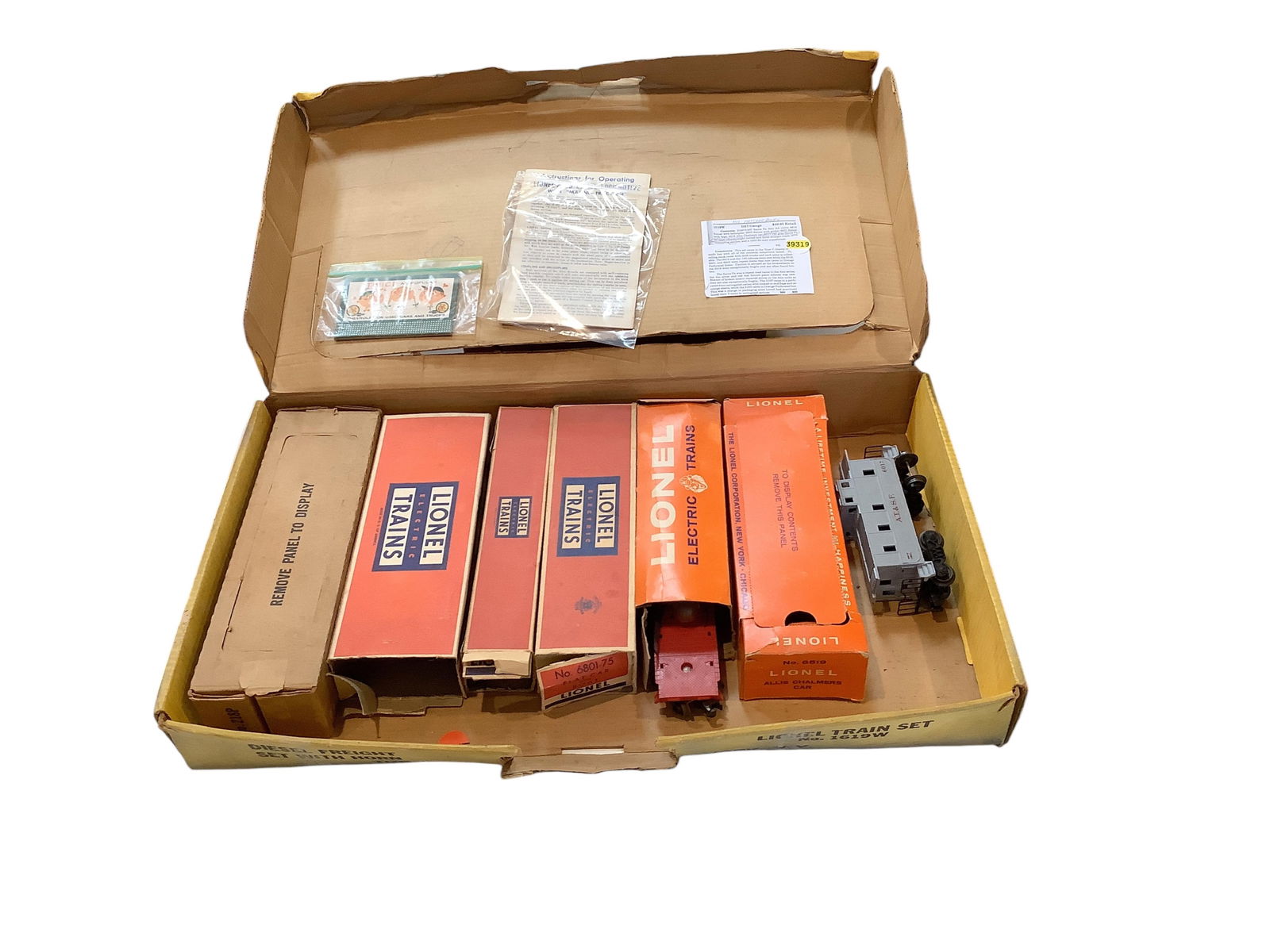 Lionel Post War "O" Gauge Train Set No. 1619W (1 of 3)