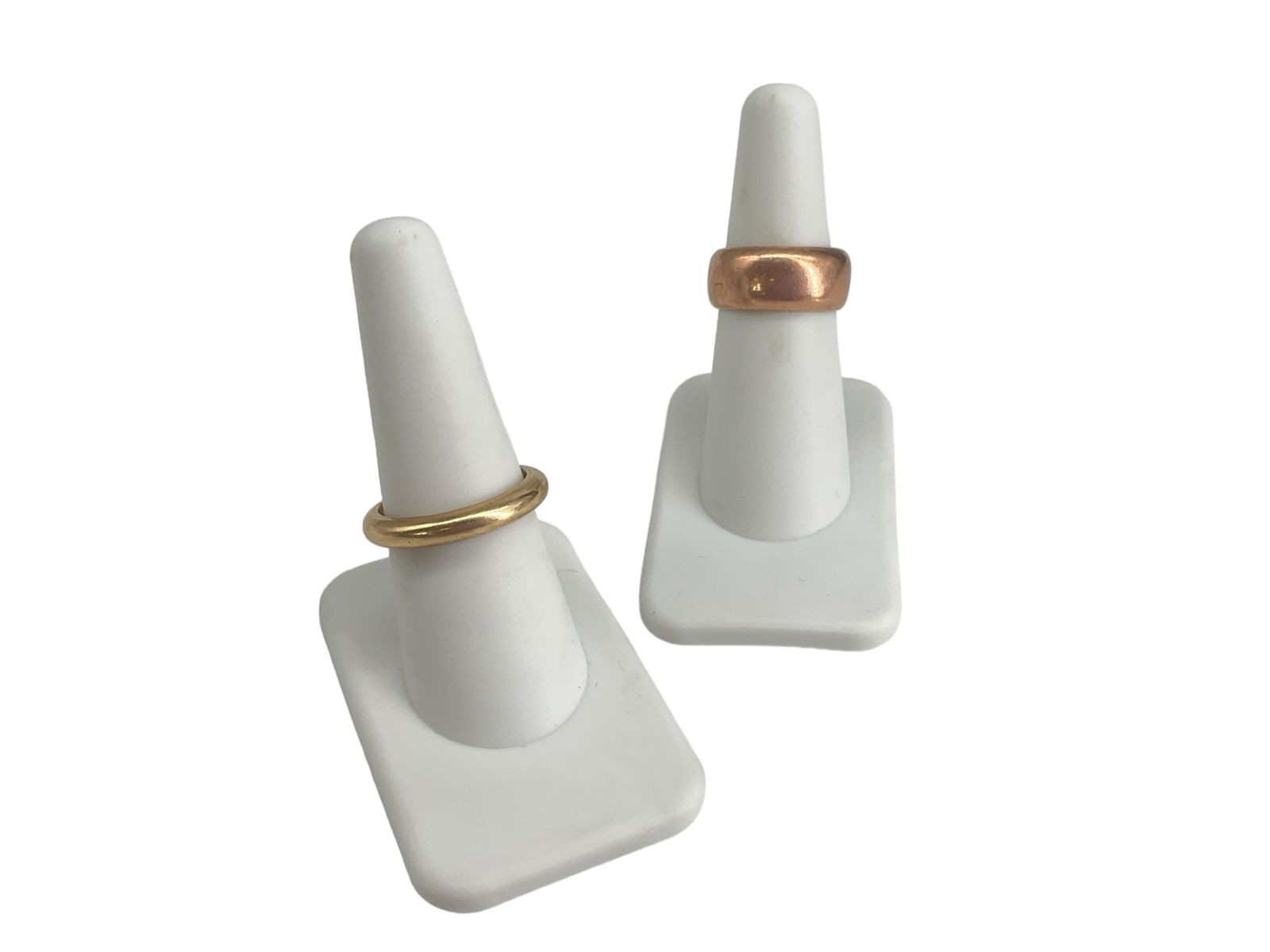 (2) Straight Shank Rings (1 of 5)