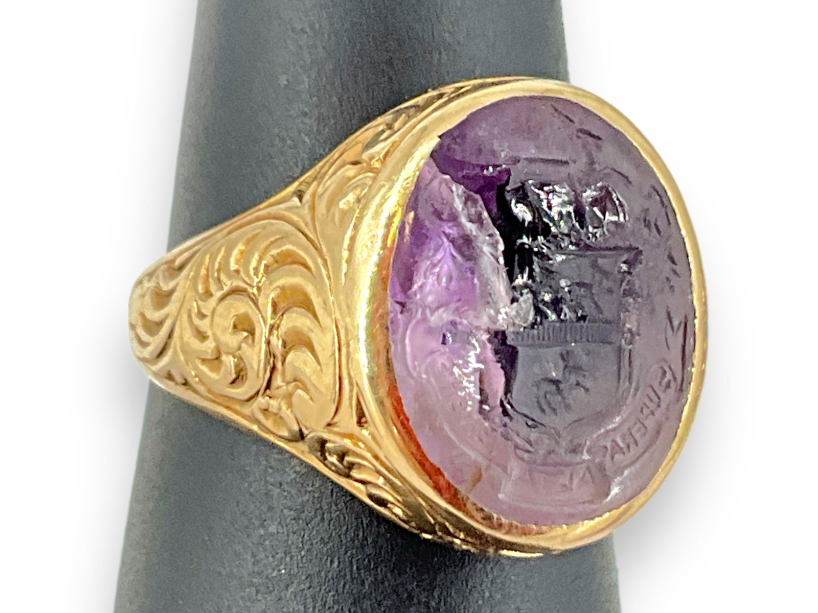 10kt Yellow Gold Amethyst Intaglio Ring (1 of 5)
