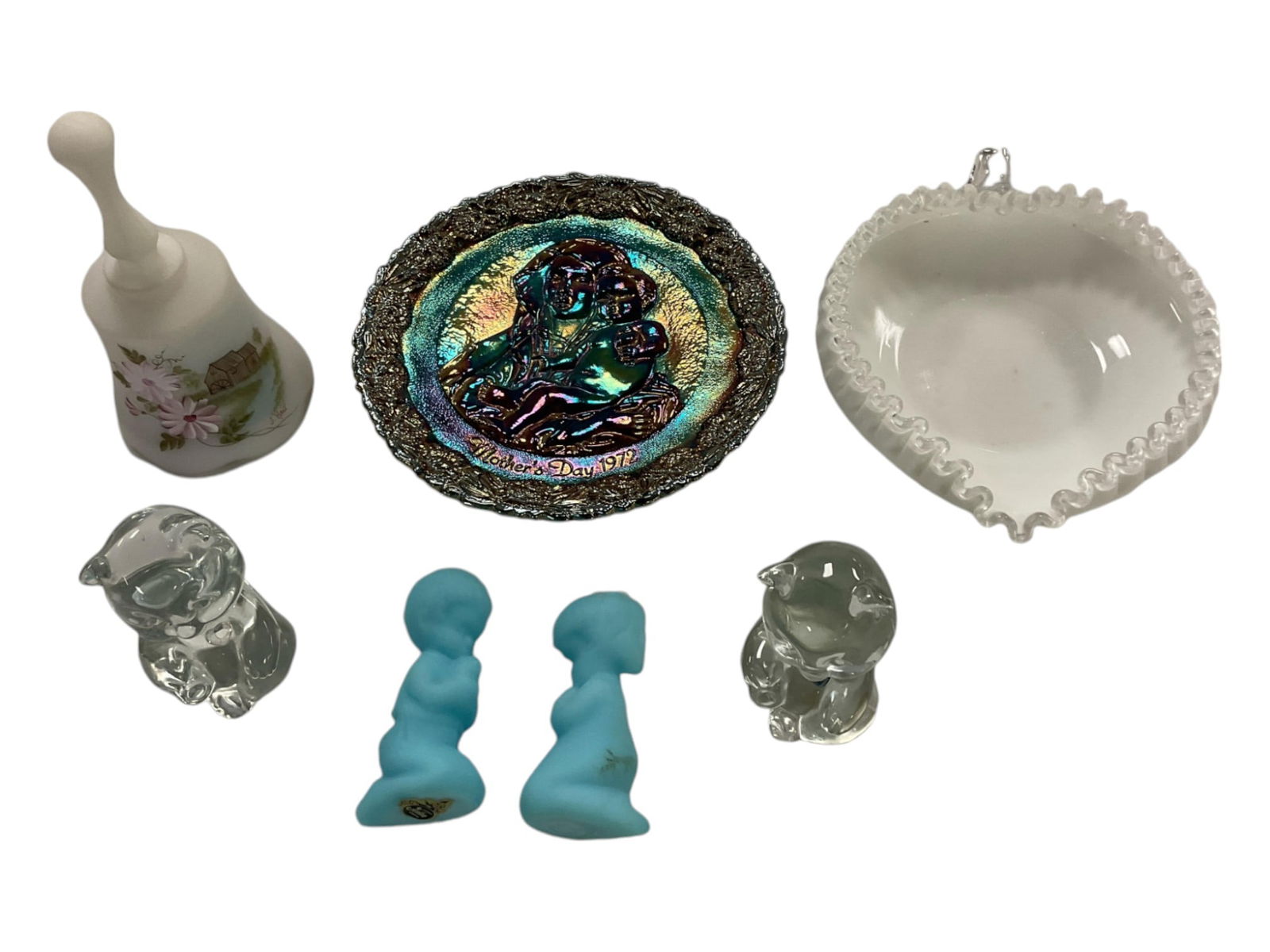 Fenton Glass Items (1 of 8)