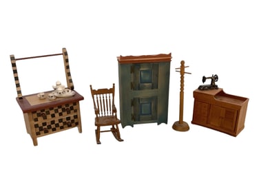 Vintage Doll House Items (6)