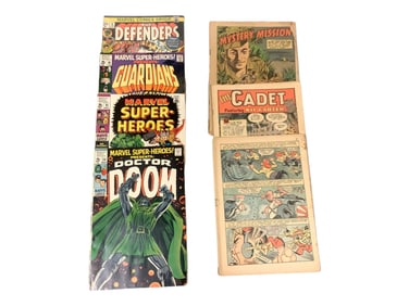 Misc Comic Books Approx 7"W x 14"L