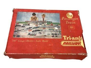 Tri-ang Railways Passenger Train Set