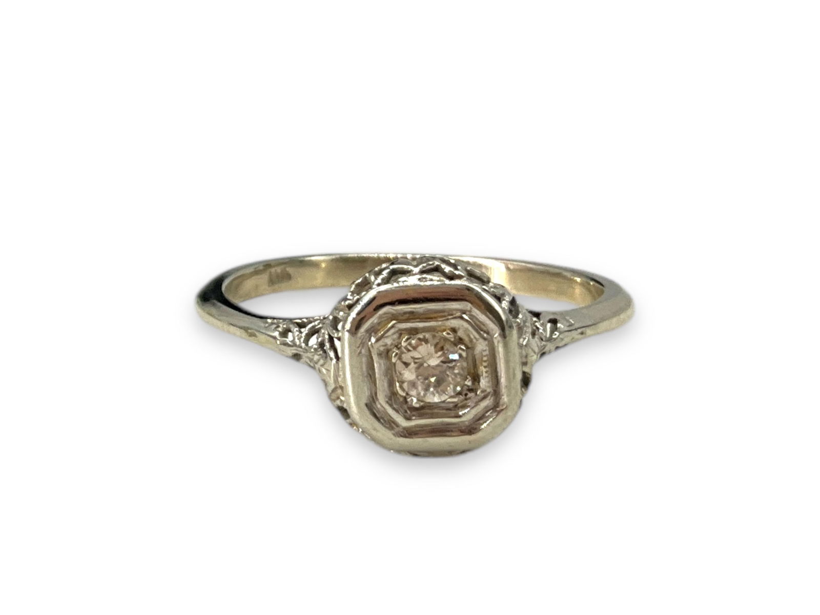 Sweet Vintage 14 & 18k White Gold Filigree Ring (1 of 3)