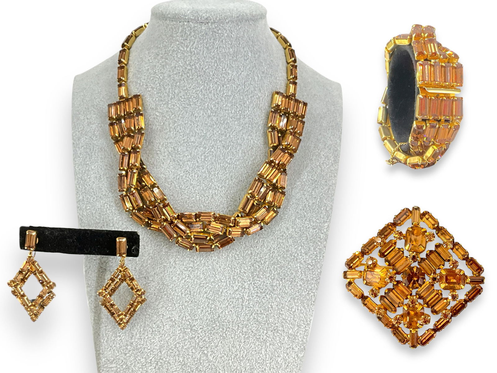 Signed "Weiss" Vintage Parure (1 of 10)