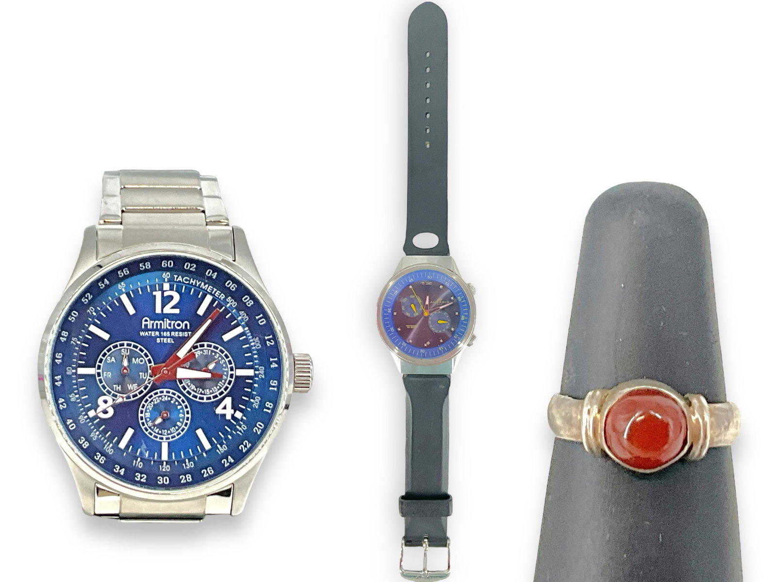 Two Watches and One Ring (1 of 11)