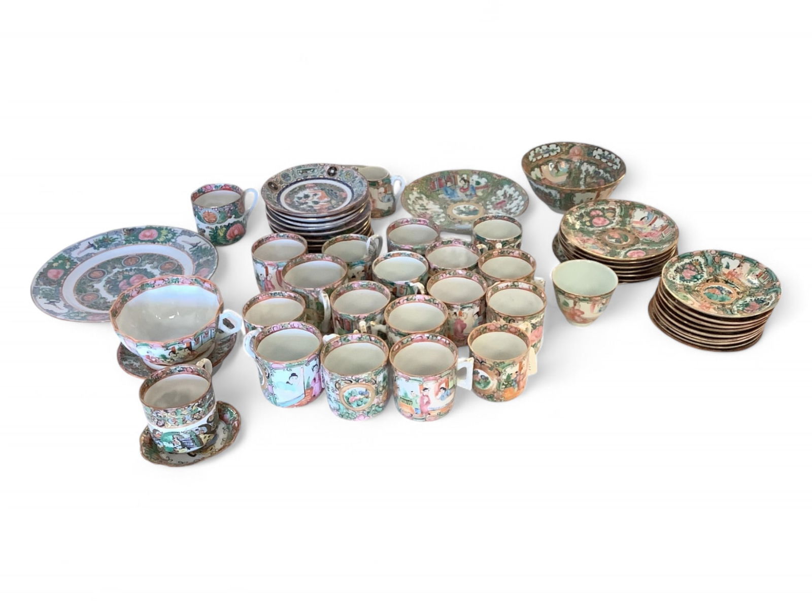 Famille Rose China (1 of 5)