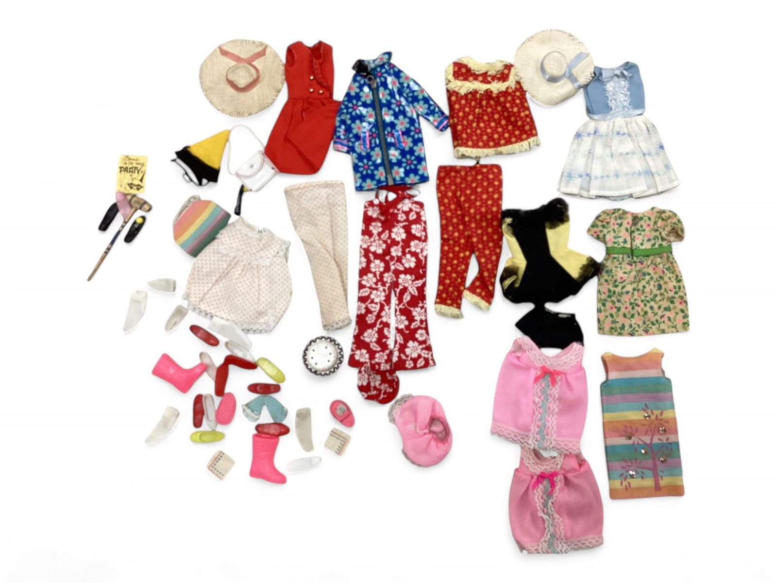 Assorted Lot of Five Skipper Outfits (1 of 3)