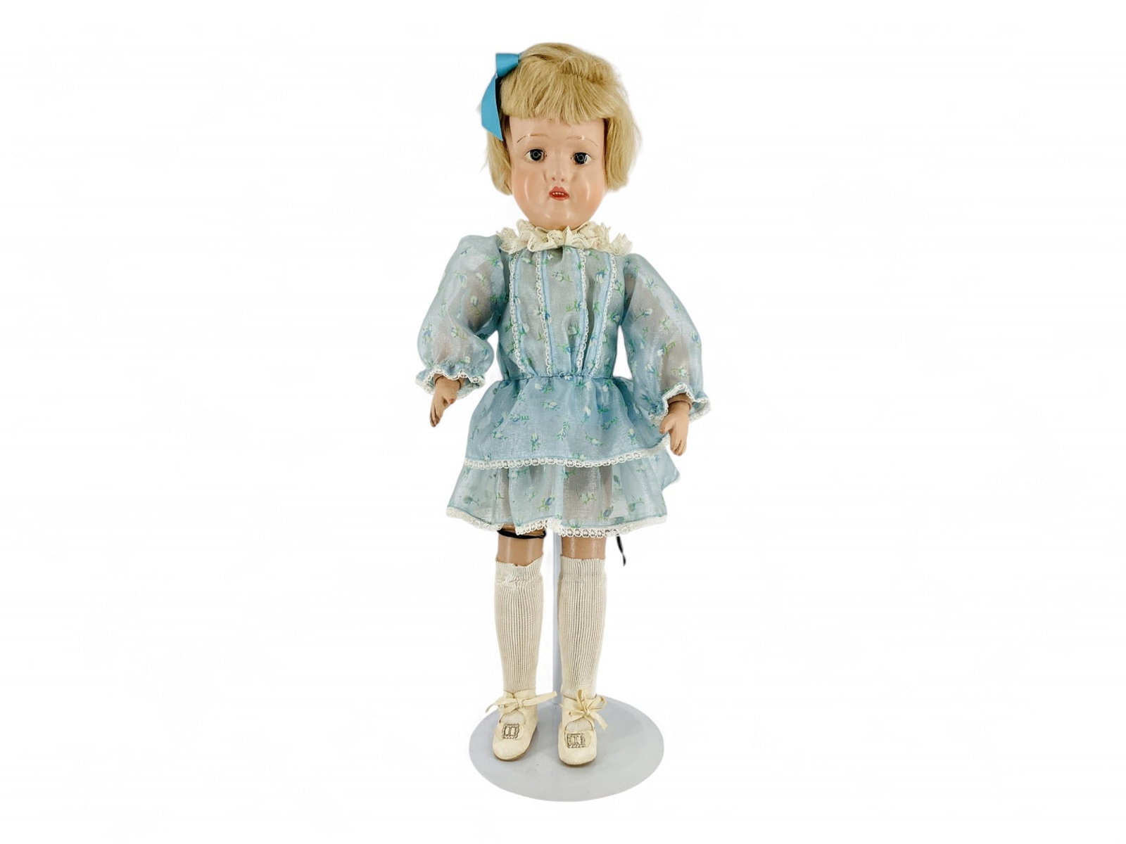 Schoenhut "Miss Dolly".: Schoenhut "Miss Dolly". 19 1/2" all wood doll with original nailed-on mohair wig in original set, molded/carved head with painted facial features, smiling mouth with painted teeth, spri