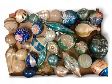 Vintage Christmas Ornaments (32)