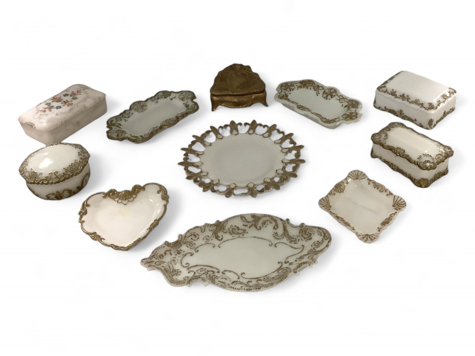 Vintage Vanity Items (1 of 2)