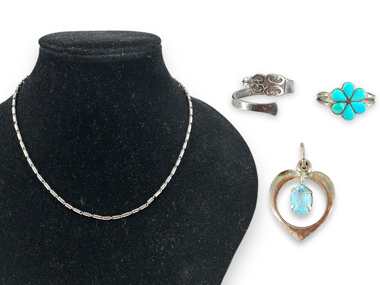 Trifari Silver-Tone Chain, Silver Heart Pendant and Two Silver Rings (1 of 10)