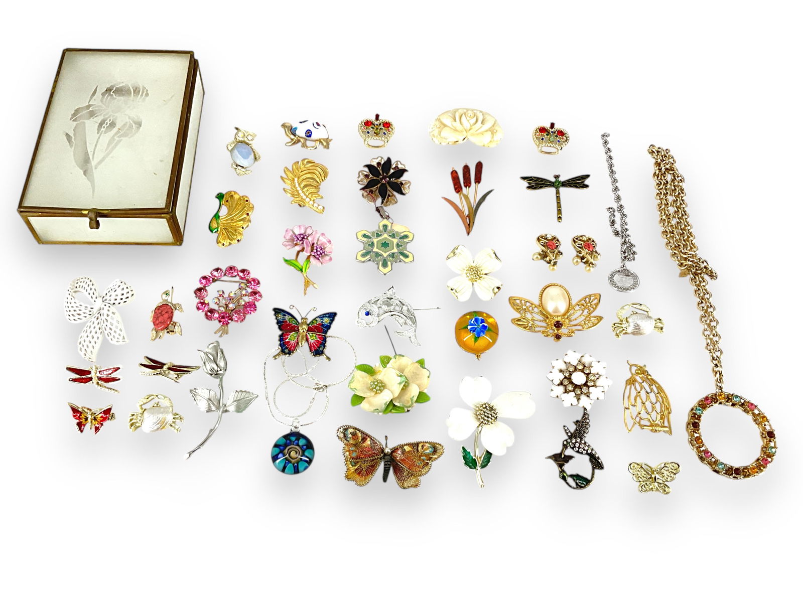 Vintage Pins & Accessories (1 of 10)