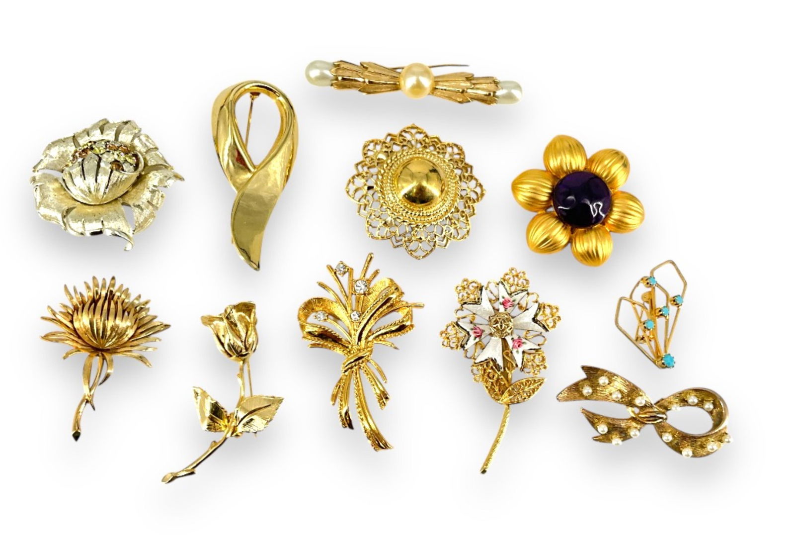 Ten Vintage Estate Brooches Hallmarked Pieces Auction