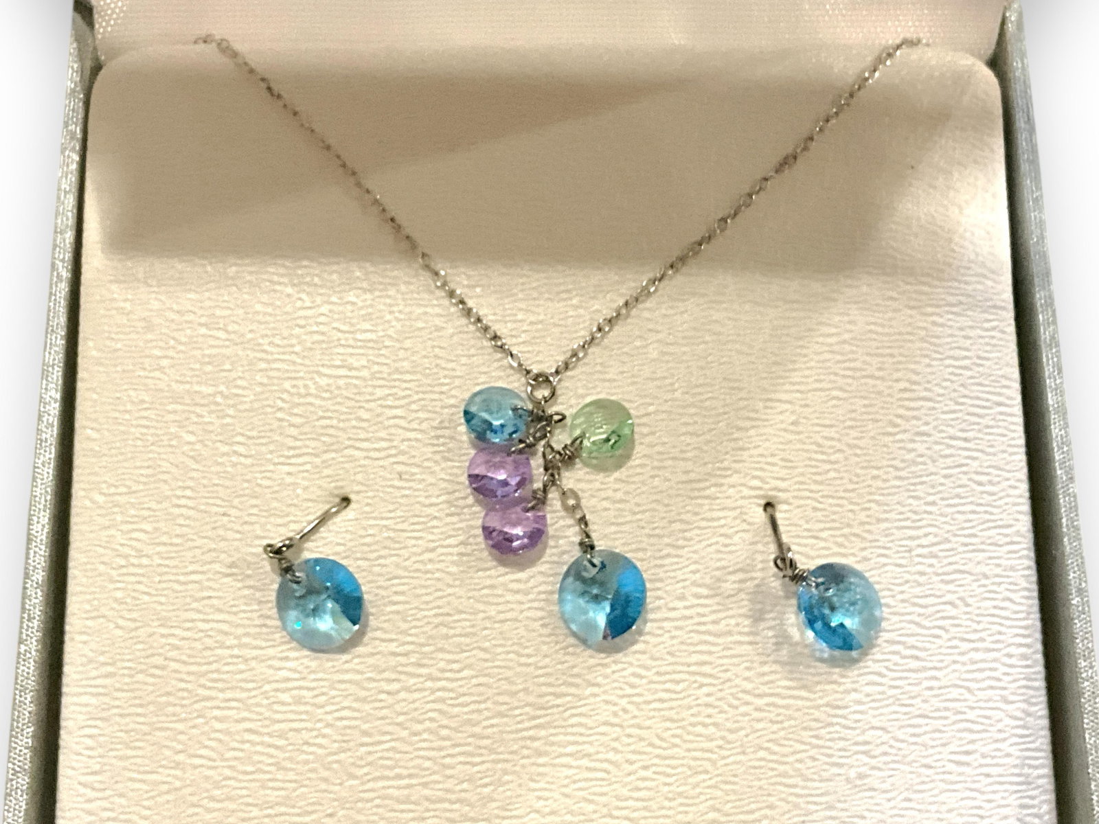 Sterling Silver Jewelry Set with Swarovski Crystals (1 of 1)