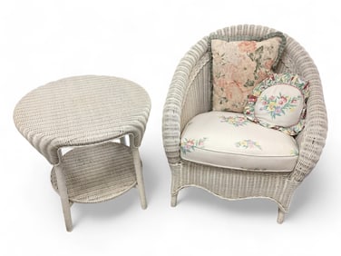 Off White Wicker Chair & Side Table Table 25 1/2" H x 25" in Dia.