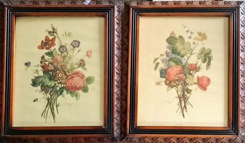 Pair of Pretty Bouquet Pictures