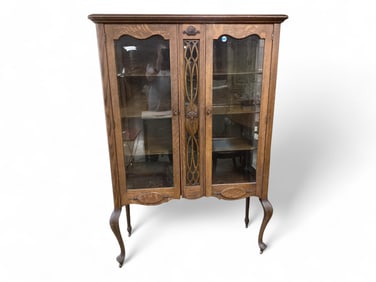 Turn of the Century Oak 3 Shelf Display Cabinet with Queen Anne Style Legs 61 1/2" H x 41 1/2" W x