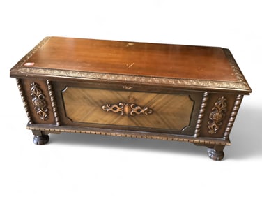 Elaborate Lane Cedar Chest