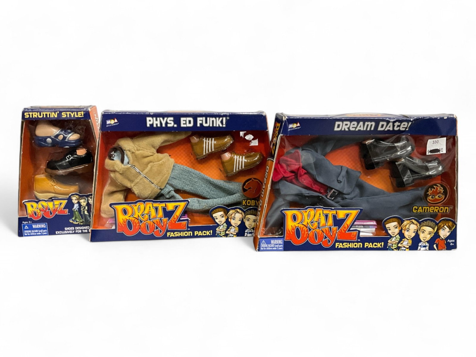 (3) Bratz Boyz Dolls: (3) Bratz Boyz Dolls "Dream Date! Cameron" and "Phys. Ed Funk! Koby" and Struttin' Style Fashion Packs