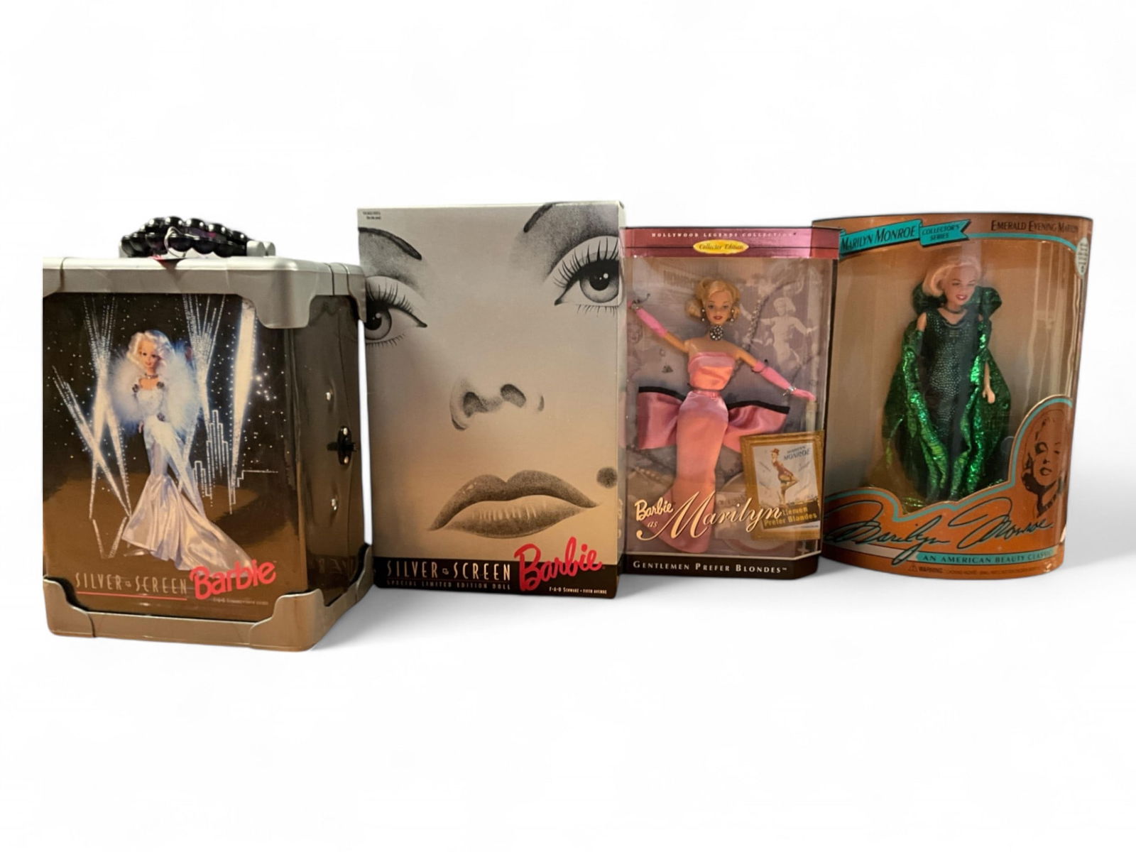 (4) Barbies / Fashion Dolls, including FAO Schwarz Silver Screen Barbie Deluxe Trunk: (4) Barbies / Fashion Dolls, including FAO Schwarz Silver Screen Barbie Deluxe TrunkFAO Schwarz Silver Screen Barbie 11652Hollywood Legends Collection Gentlemen Prefer Blondes, Barbie as Marilyn Monro