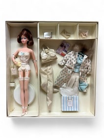 2002 Silkstone "Continental Holiday Giftset" Barbie Fashion Model, LE 554397