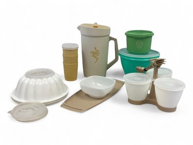 Group of Vintage Tupperware Pieces