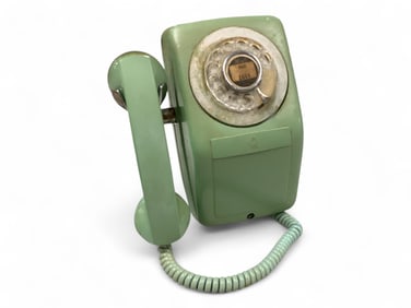 Hanging Wall Telephone made by Automatic Electric Company 7.5" x 9.5"