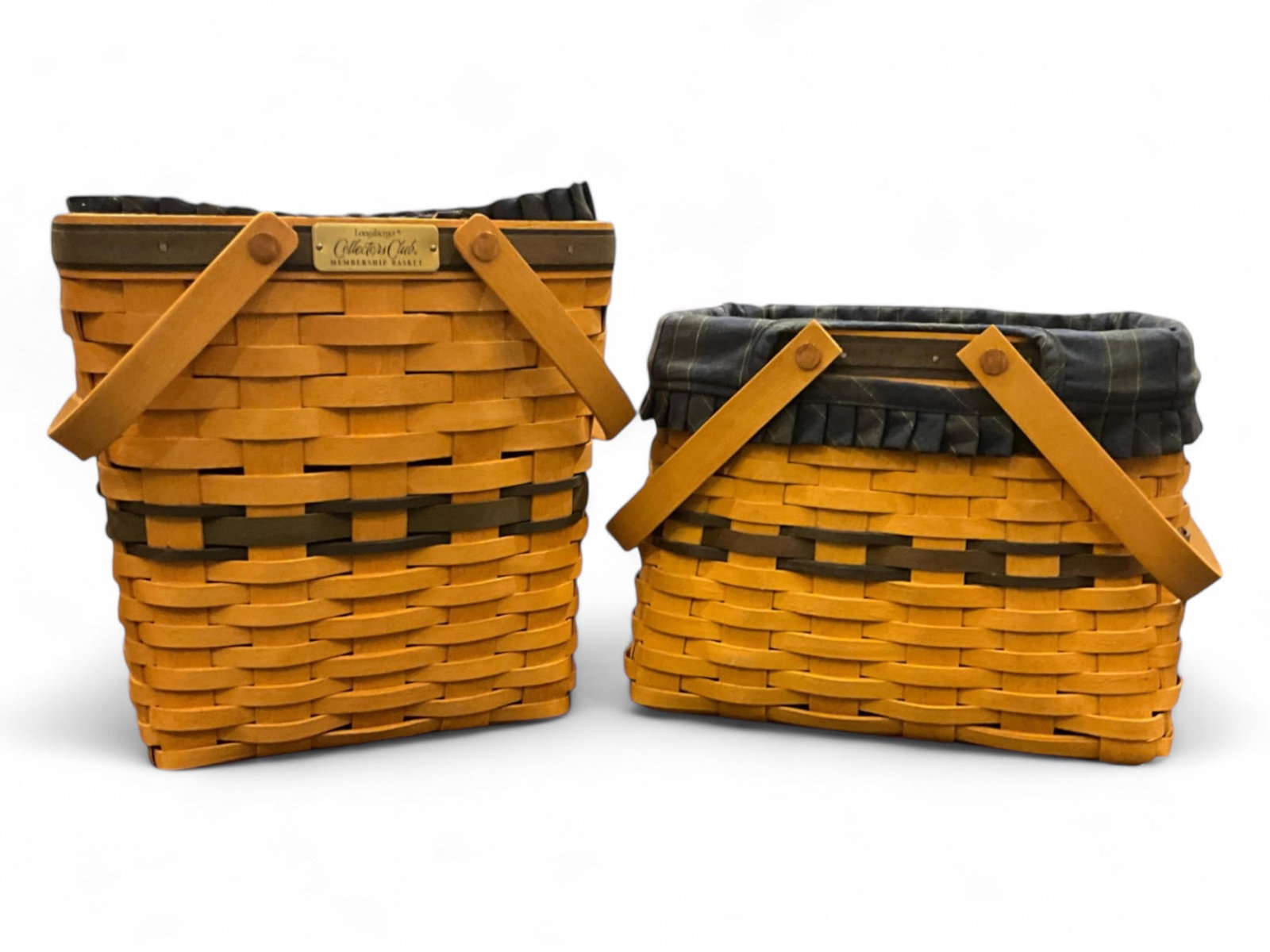 (2) Longaberger Collectors Club Baskets: (2) Longaberger Collectors Club Baskets