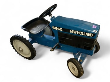 Hew Holland 6640 Pedal Tractor