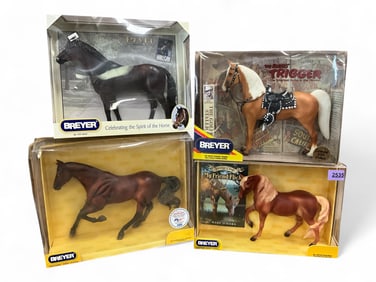(4) Breyer Horses