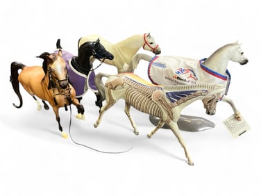 (5) OOB Breyer Horses