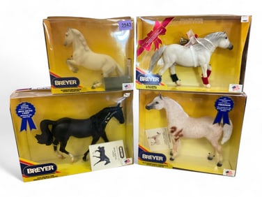 (4) Breyer Horses
