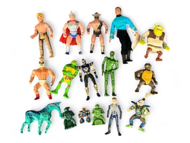 VTG Assortment of Action Figures, OOB