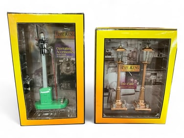 (2) Rail King by MTH Electric Trains No. 56 Die-Cast Lamp Post Set & No. 151 Operating Semaphore