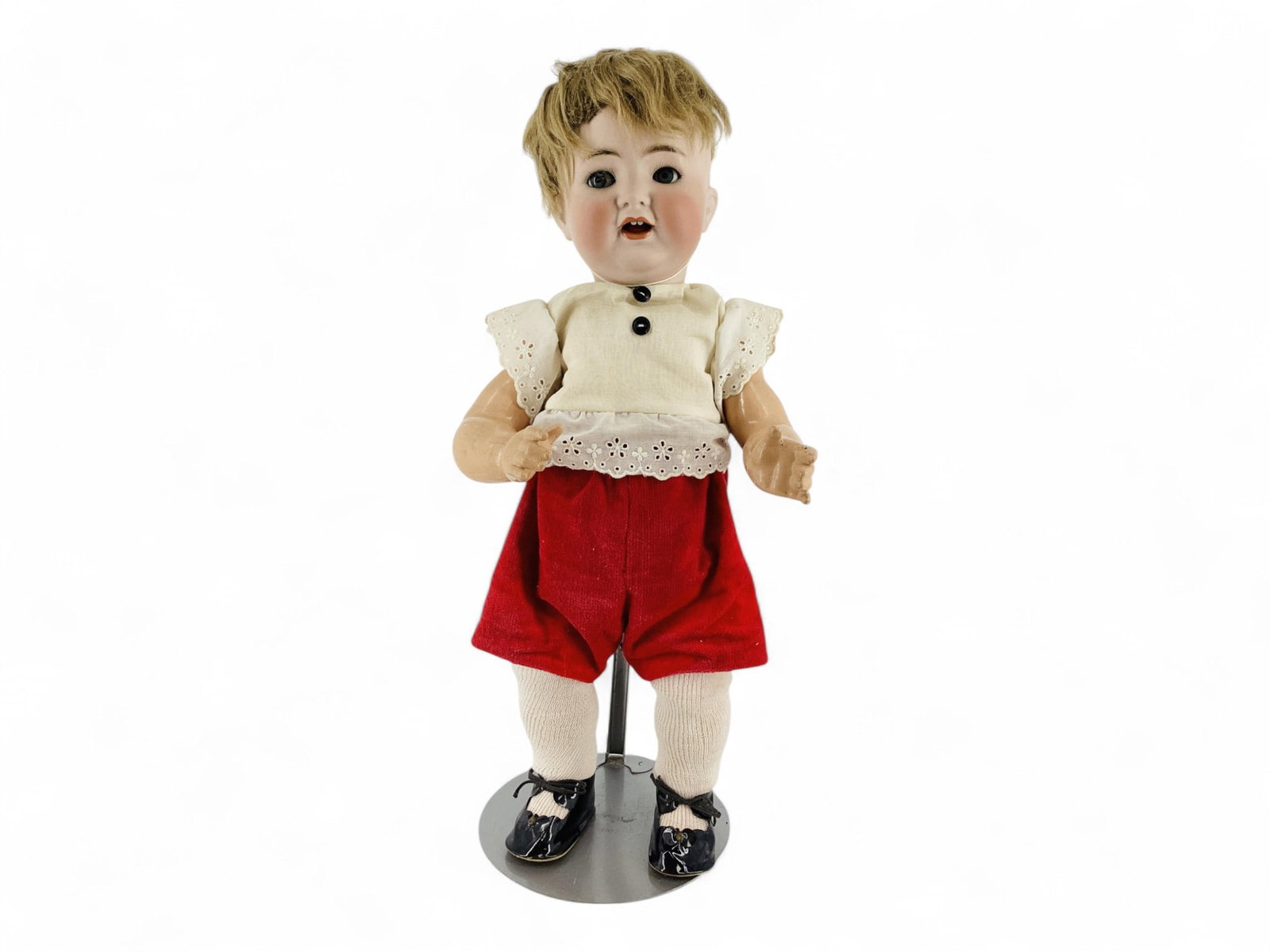 20" K & R Simon & Halbig Bisque Socket Head Child: 20" K & R Simon & Halbig Bisque Socket Head Child No cracks or chips found on bisque head, rim clean from glue, wig pulls. Mohair wig, sleep eyes with painted lashes, brows. Open mouth with two top te