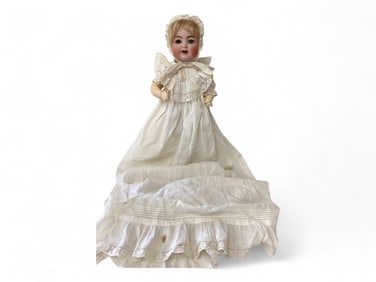 K&R 126 bisque socket head character baby.