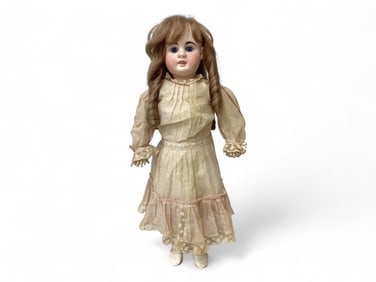German Bisque Socket Head Girl.