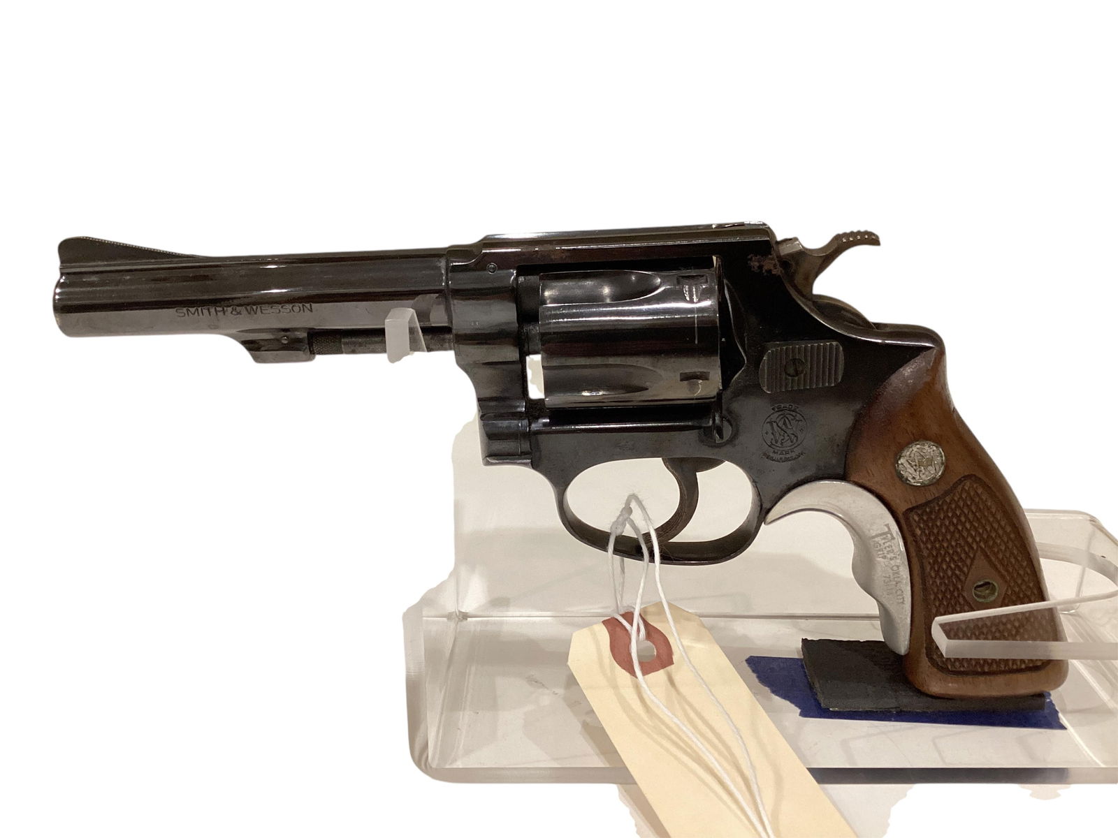 Smith & Wesson Model 33-1 .22 Caliber Revolver SN: 94365: Smith & Wesson Model 33-1 .22 Caliber Revolver SN: 94365Be aware of additional charges as shipping restrictions require all handguns to ship via Overnight UPS, Adult Signature required, to a FFL deale