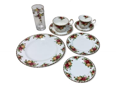 **Royal Albert Old Country Rose Bone China Set