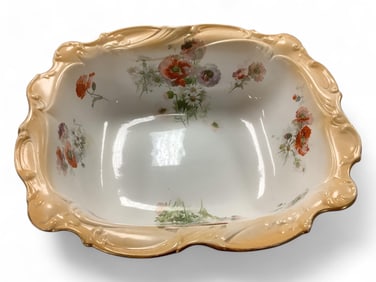 Royal Doulton England Serving Dish Measures 16" x 13" x 6.5".