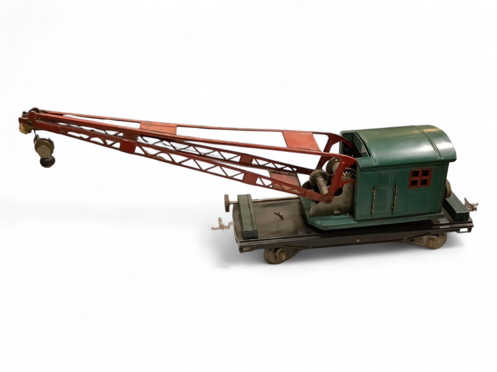 Lionel Pre-War Standard Gauge #219 Crane. Peacock, Red Boon.: Lionel Pre-War Standard Gauge #219 Crane. Peacock, Red Boon.
