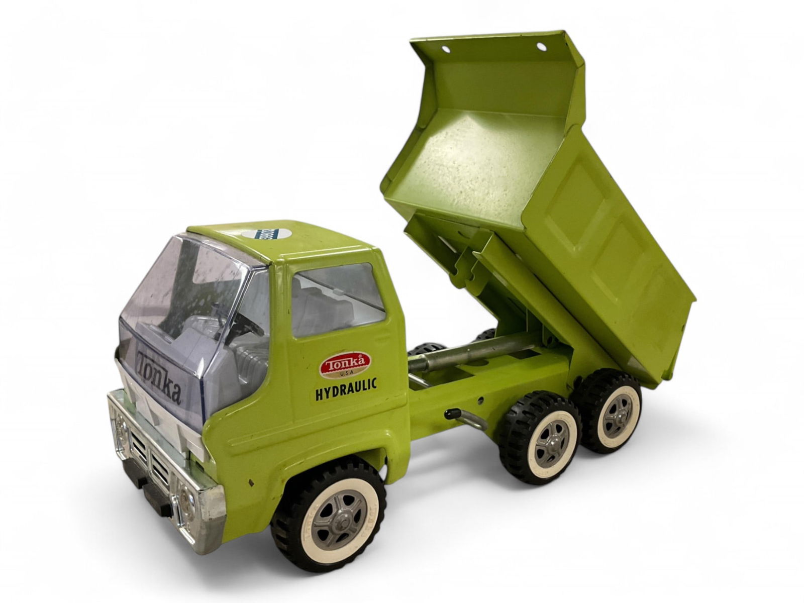 Vintage Tonka Hydraulic Dump Truck 7 1/4 x 13 1/4 in. (18.4 x 33.7 cm.) (1 of 4)