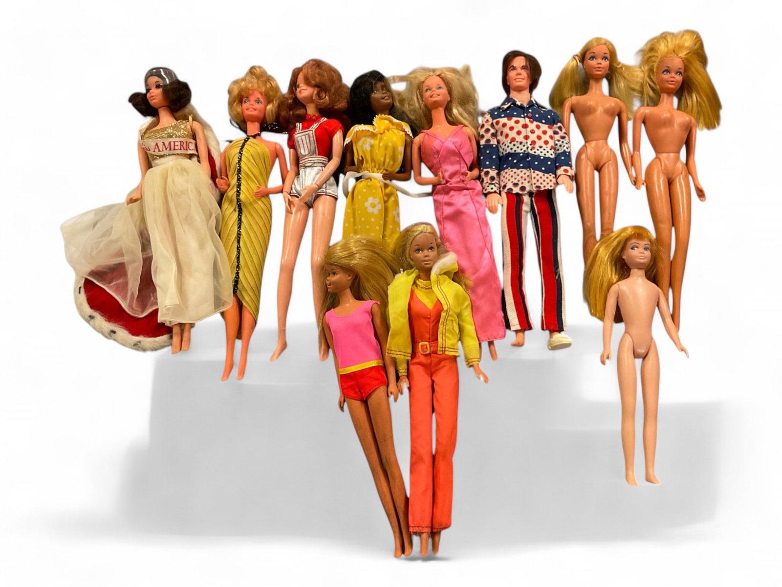 Barbie and Friends: Barbie and Friends "Played with condition" count of 11