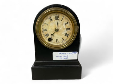 Terry Clock Co Round Top Shelf Clock** 9 x 6 x 3 in. (22.9 x 15.2 x 7.6 cm.)