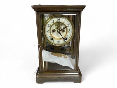 New Haven Crystal Regulator Clock ** 11 x 7 x 5 in. (27.9 x 17.8 x 12.7 cm.)