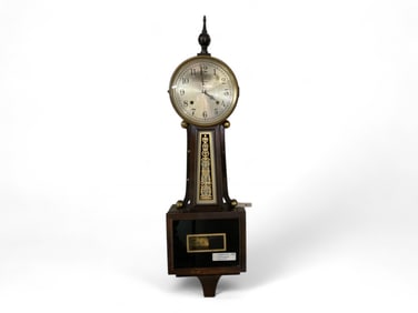1915 Ingraham Banjo Clock** 36 x 10 x 5 in. (91.4 x 25.4 x 12.7 cm.)