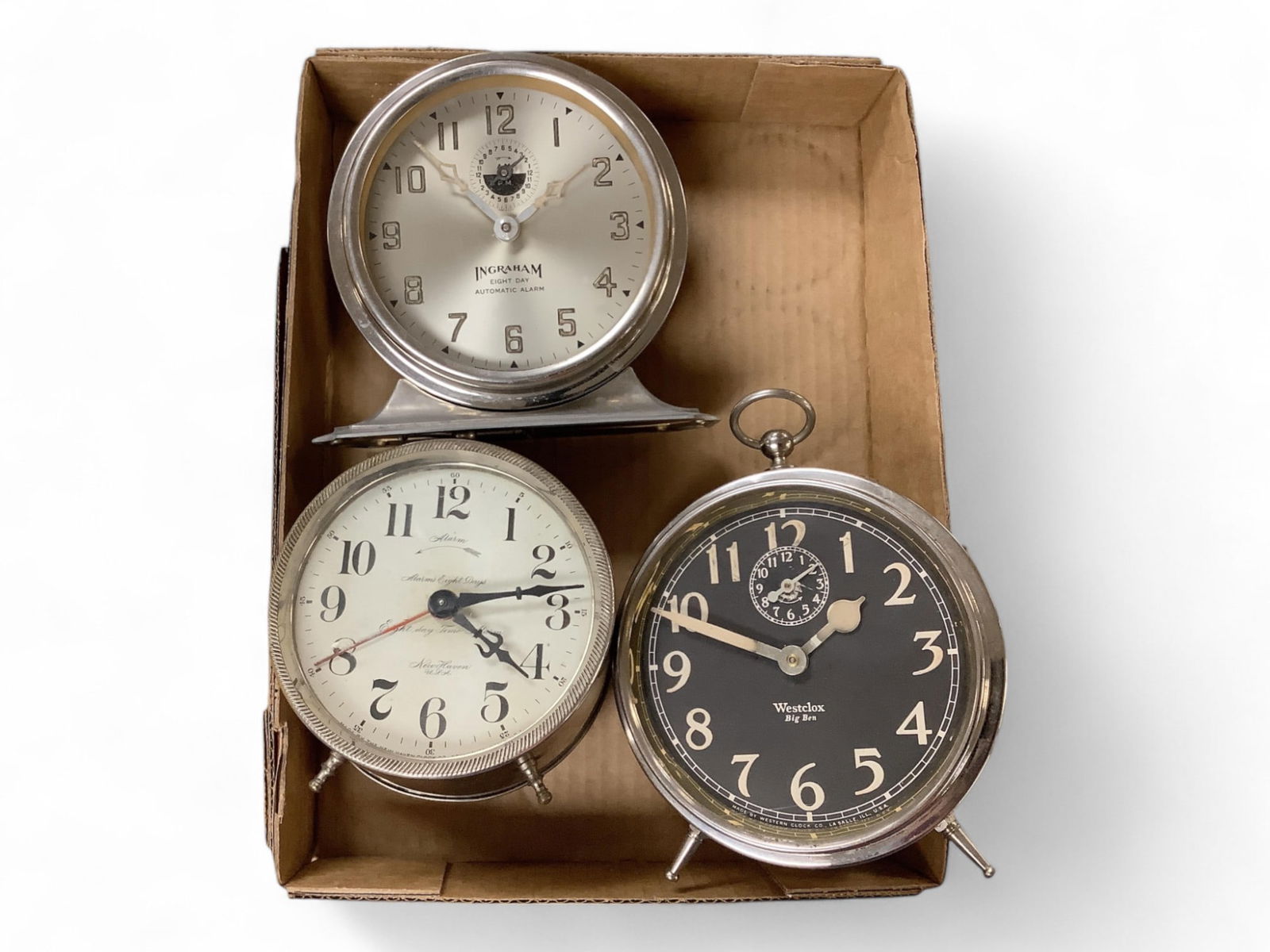 Lot of 3 Metal Alarm Clocks** (1 of 1)